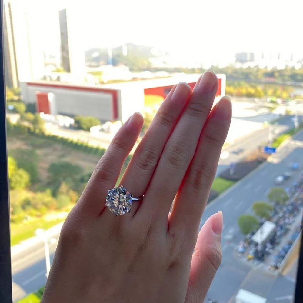 Certified 10ct. t.w. Moissanite Diamond Solitaire Engagement Ring NEW - Picture 13 of 16